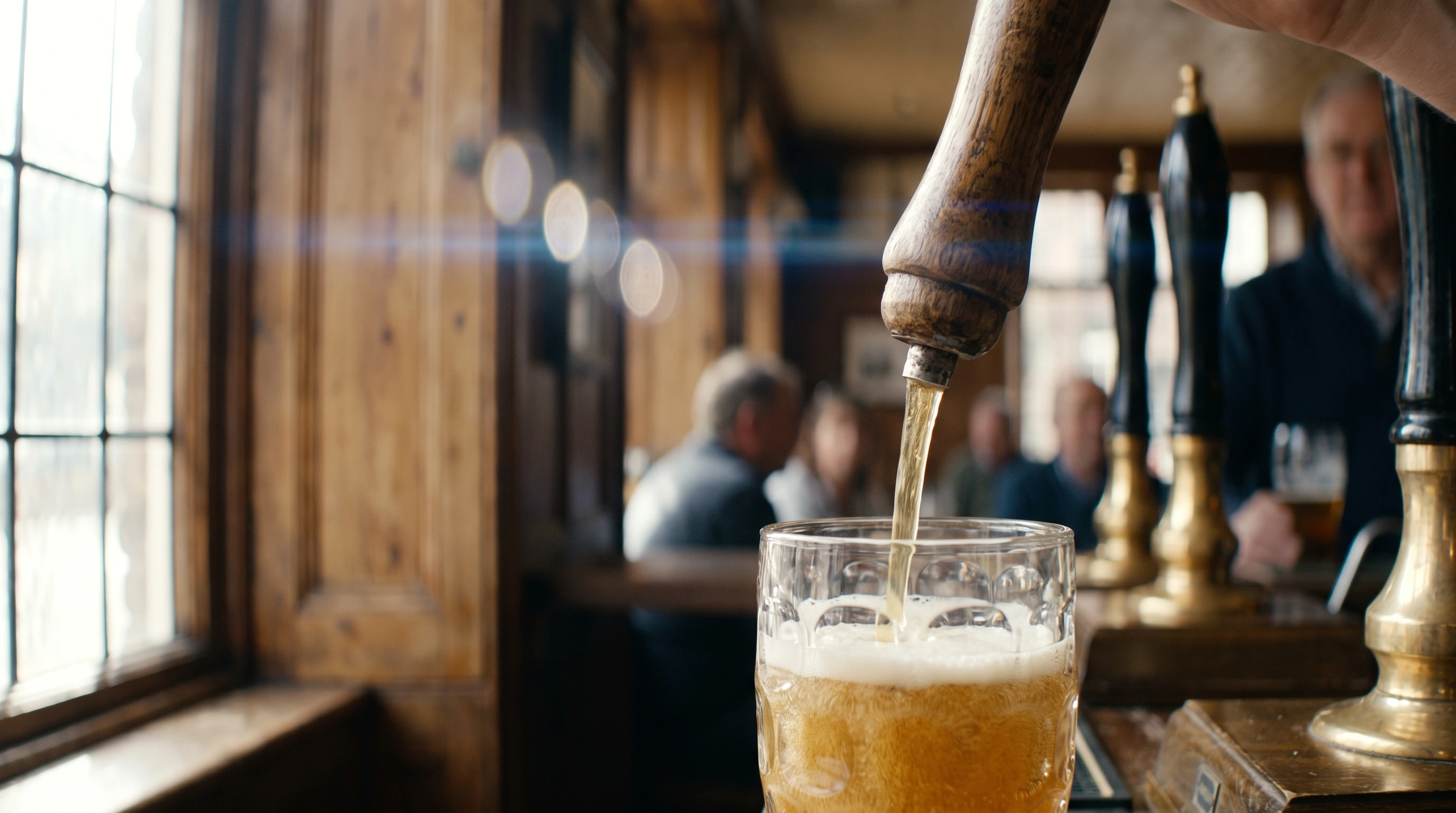 Η μπύρα Cask Ale στοχεύει σε νεότερο κοινό